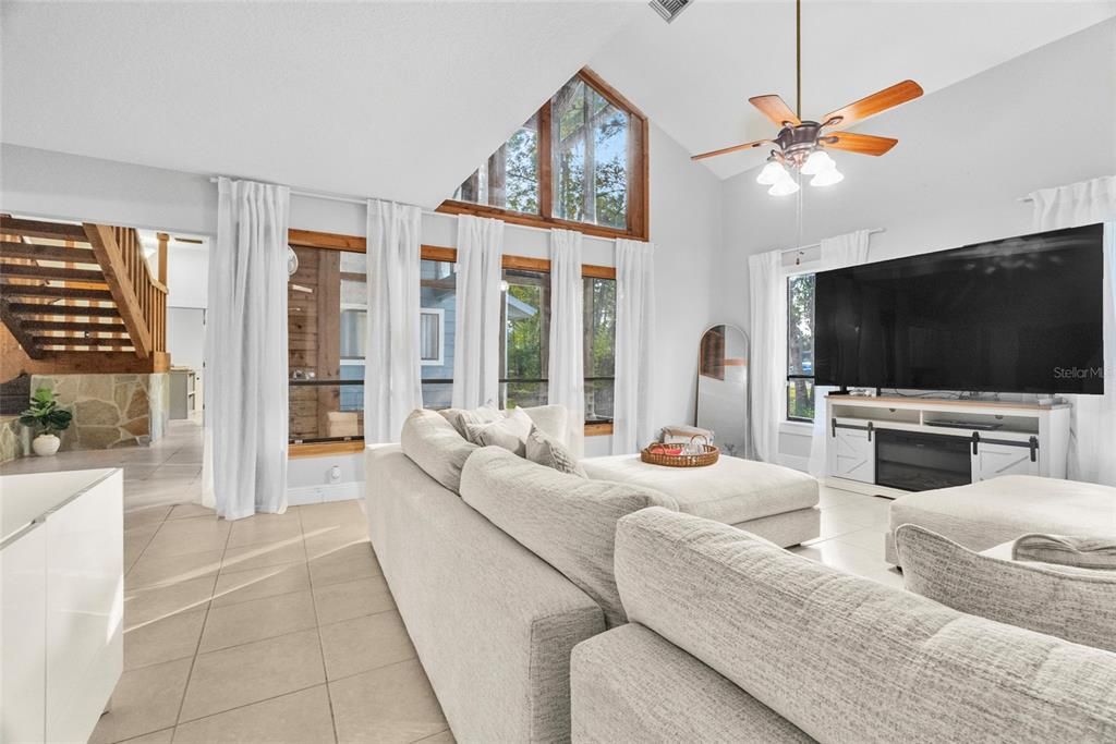 For Sale: $483,000 (4 beds, 2 baths, 2207 Square Feet)