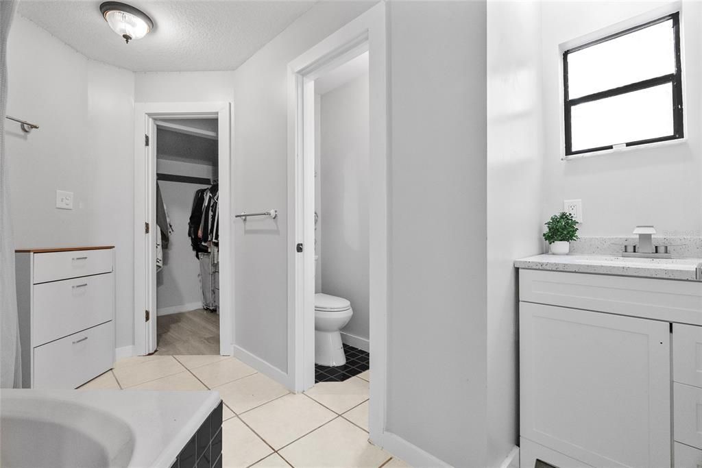 For Sale: $483,000 (4 beds, 2 baths, 2207 Square Feet)