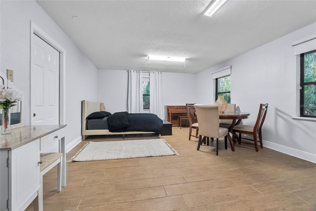 For Sale: $483,000 (4 beds, 2 baths, 2207 Square Feet)