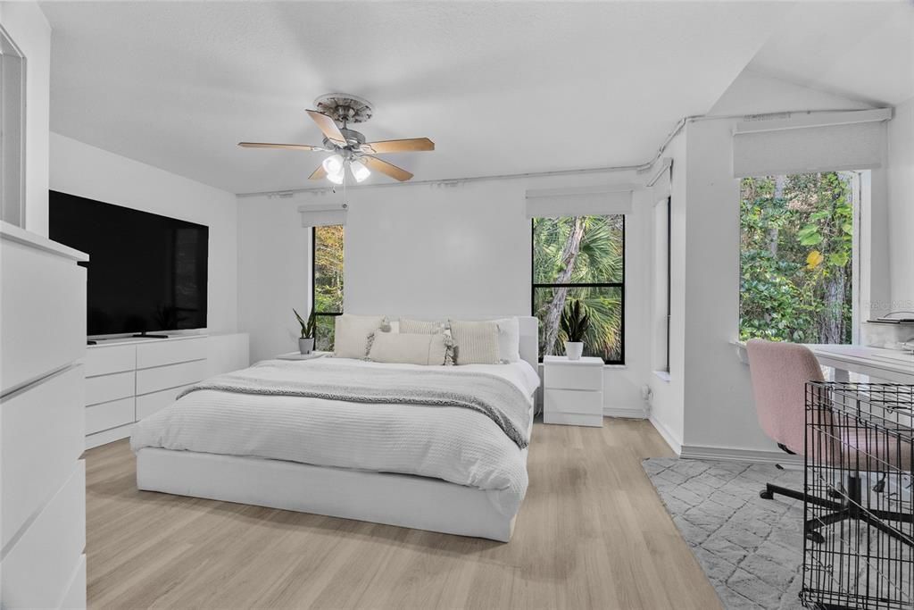 For Sale: $483,000 (4 beds, 2 baths, 2207 Square Feet)