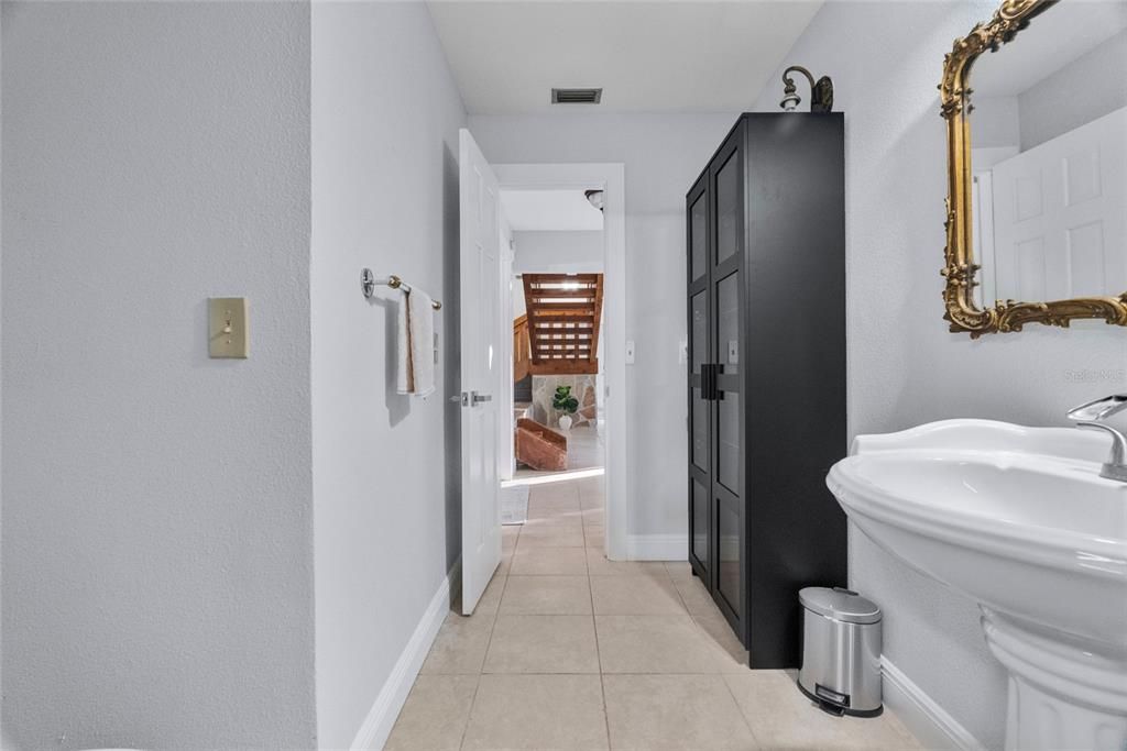 For Sale: $483,000 (4 beds, 2 baths, 2207 Square Feet)