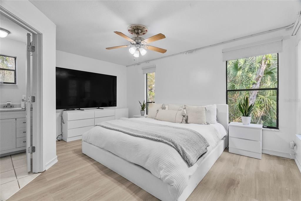 For Sale: $483,000 (4 beds, 2 baths, 2207 Square Feet)