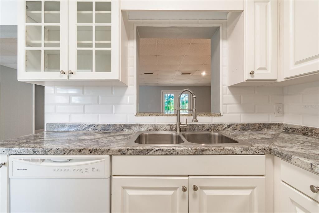 В аренду: $3,200 (4 спален, 2 ванн, 1930 Квадратных фут)