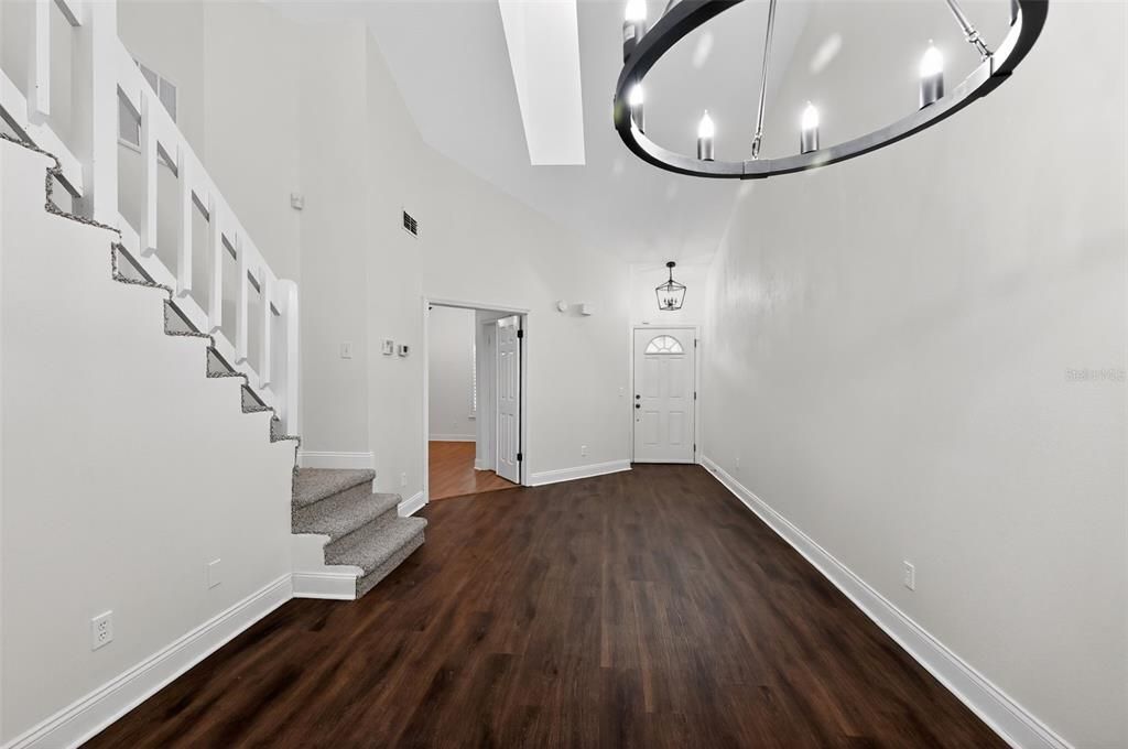 For Sale: $249,950 (2 beds, 2 baths, 1187 Square Feet)