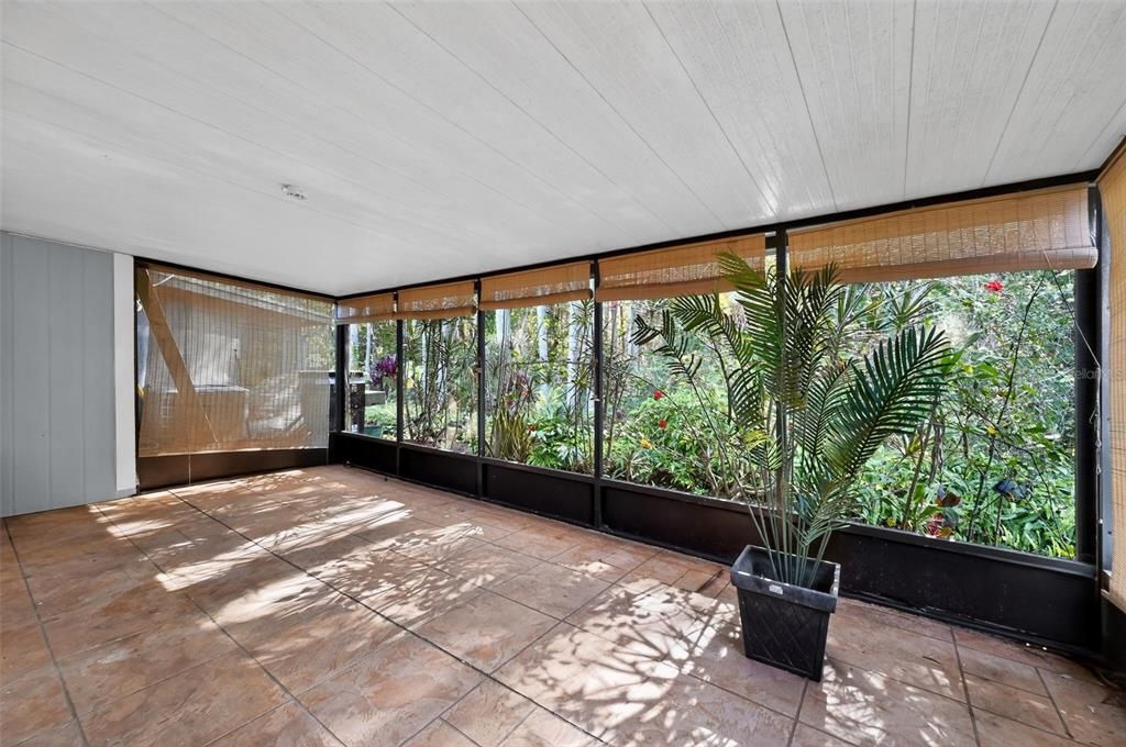 For Sale: $249,950 (2 beds, 2 baths, 1187 Square Feet)