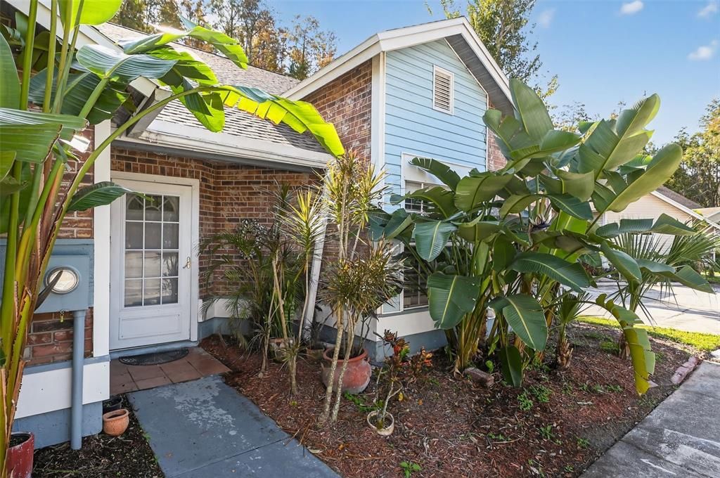 For Sale: $249,950 (2 beds, 2 baths, 1187 Square Feet)