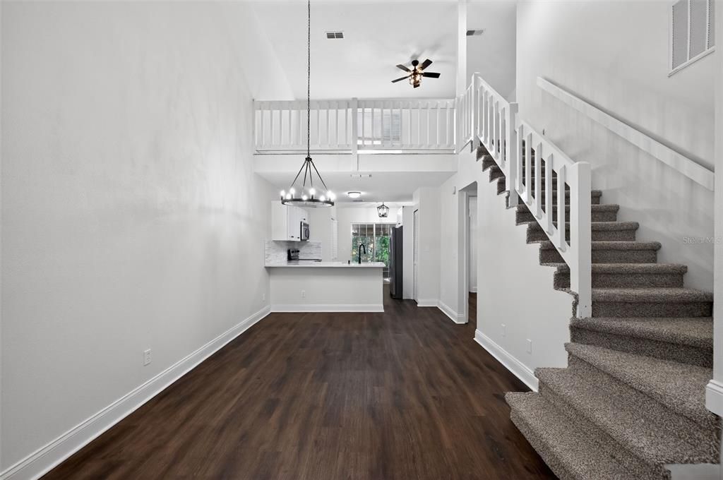 For Sale: $249,950 (2 beds, 2 baths, 1187 Square Feet)