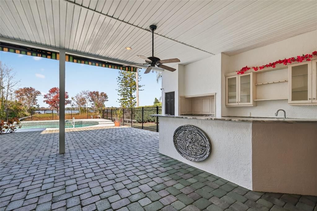 待售: $1,500,000 (5 贝兹, 3 浴室, 5573 平方英尺)