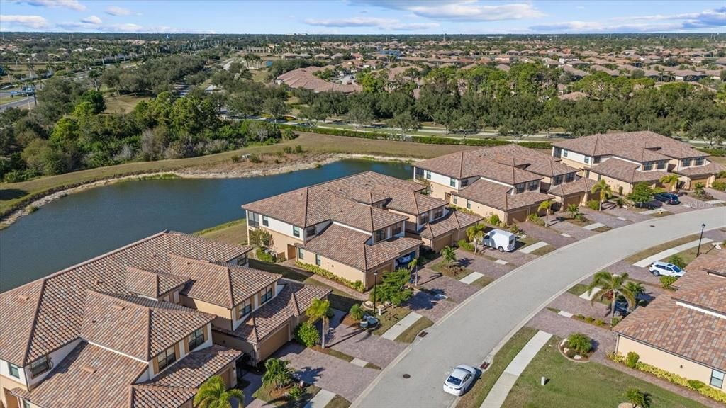 For Sale: $399,000 (3 beds, 2 baths, 2187 Square Feet)