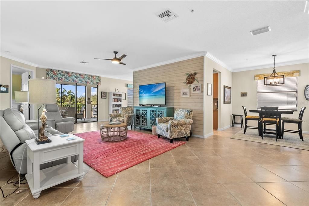 For Sale: $399,000 (3 beds, 2 baths, 2187 Square Feet)