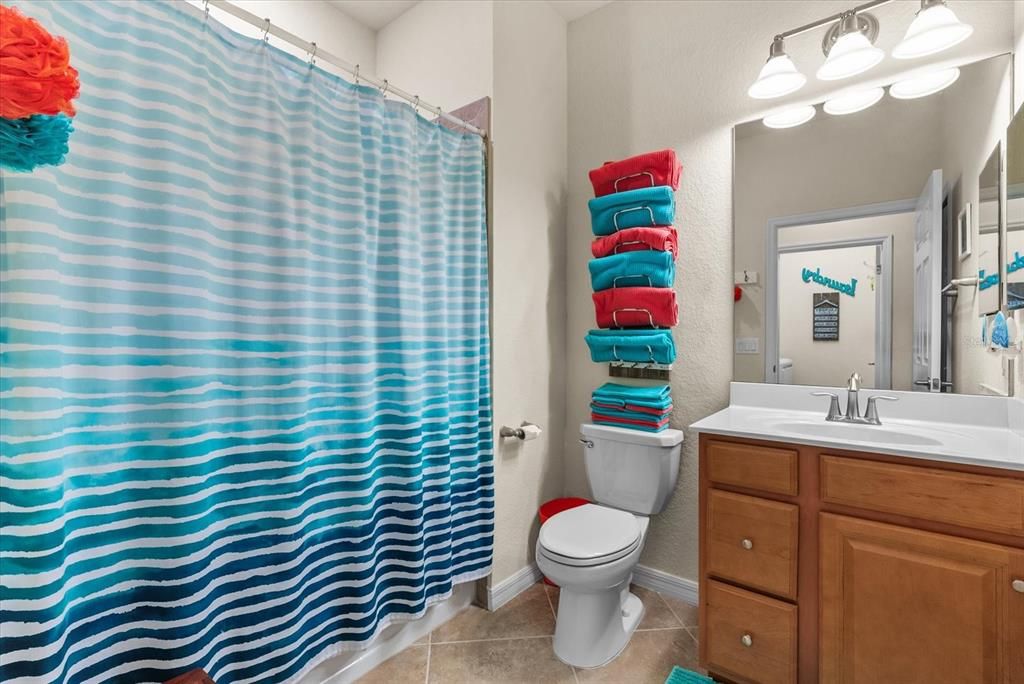 For Sale: $399,000 (3 beds, 2 baths, 2187 Square Feet)