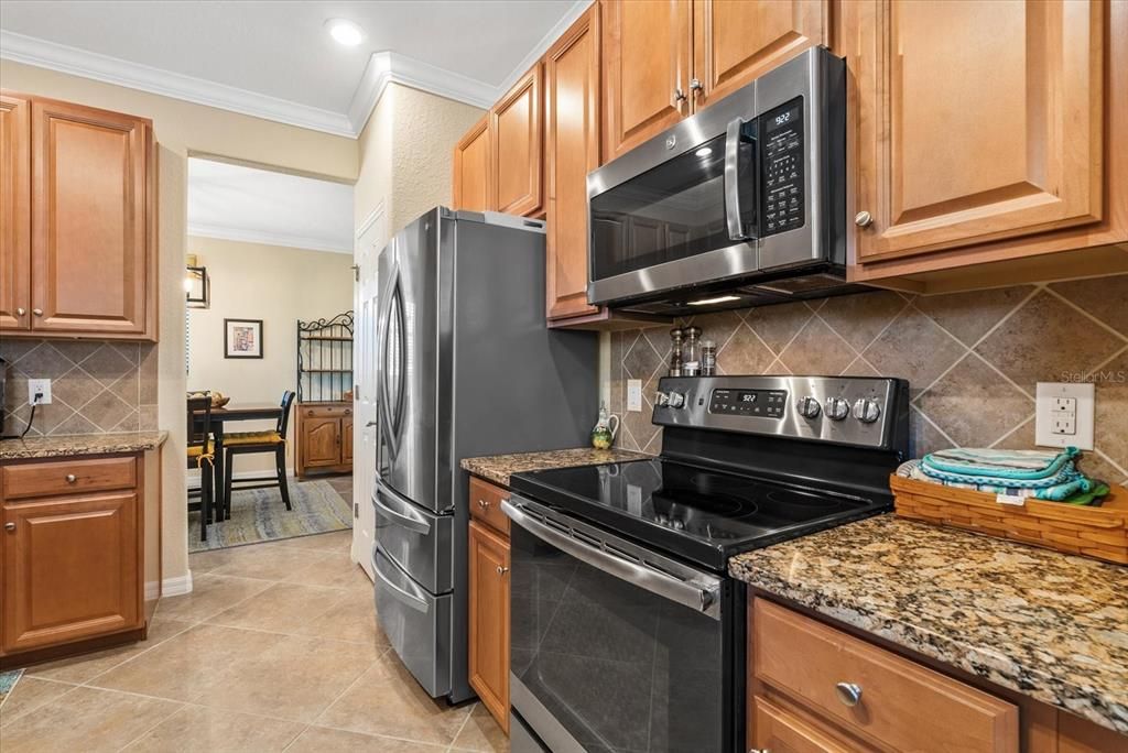 For Sale: $399,000 (3 beds, 2 baths, 2187 Square Feet)