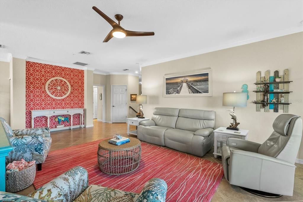 For Sale: $399,000 (3 beds, 2 baths, 2187 Square Feet)