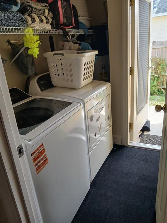 For Rent: $1,800 (3 beds, 2 baths, 1196 Square Feet)