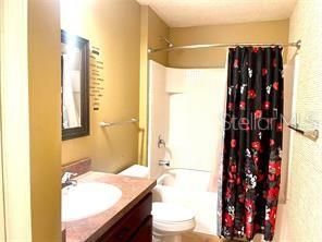 For Rent: $1,800 (3 beds, 2 baths, 1196 Square Feet)