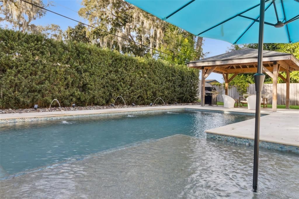 For Sale: $850,000 (4 beds, 3 baths, 2431 Square Feet)