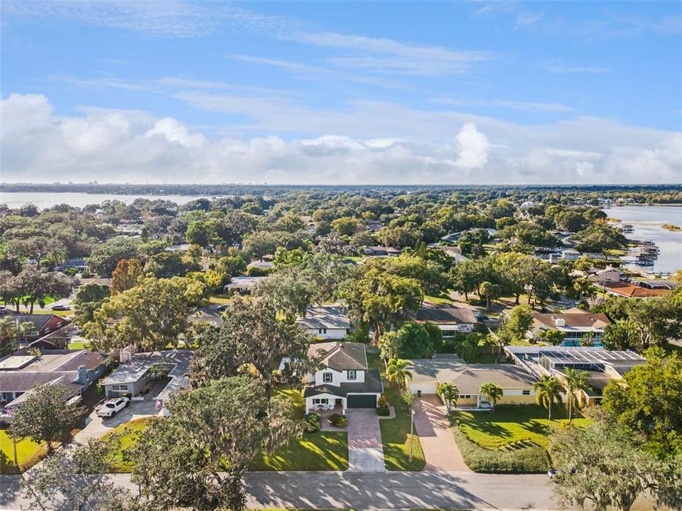 For Sale: $850,000 (4 beds, 3 baths, 2431 Square Feet)