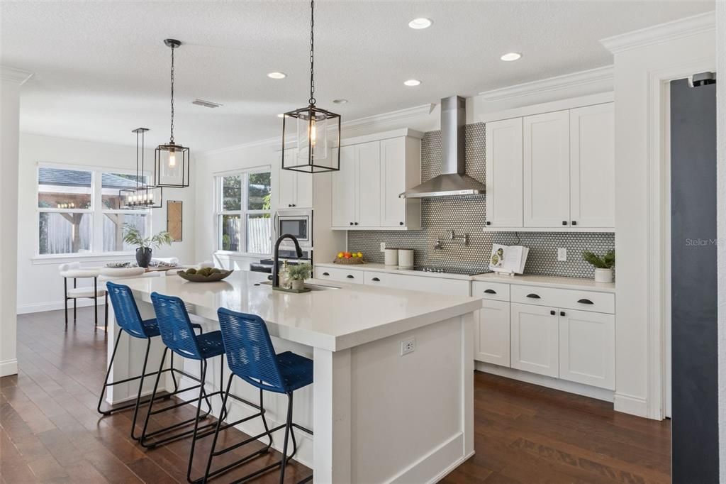 For Sale: $850,000 (4 beds, 3 baths, 2431 Square Feet)