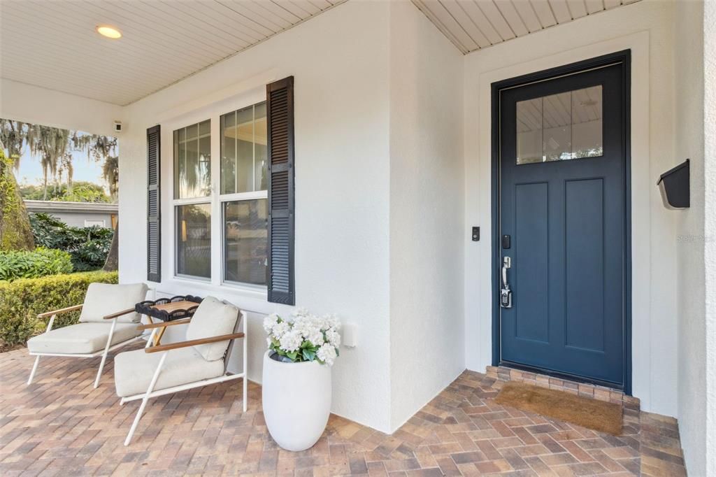 For Sale: $850,000 (4 beds, 3 baths, 2431 Square Feet)