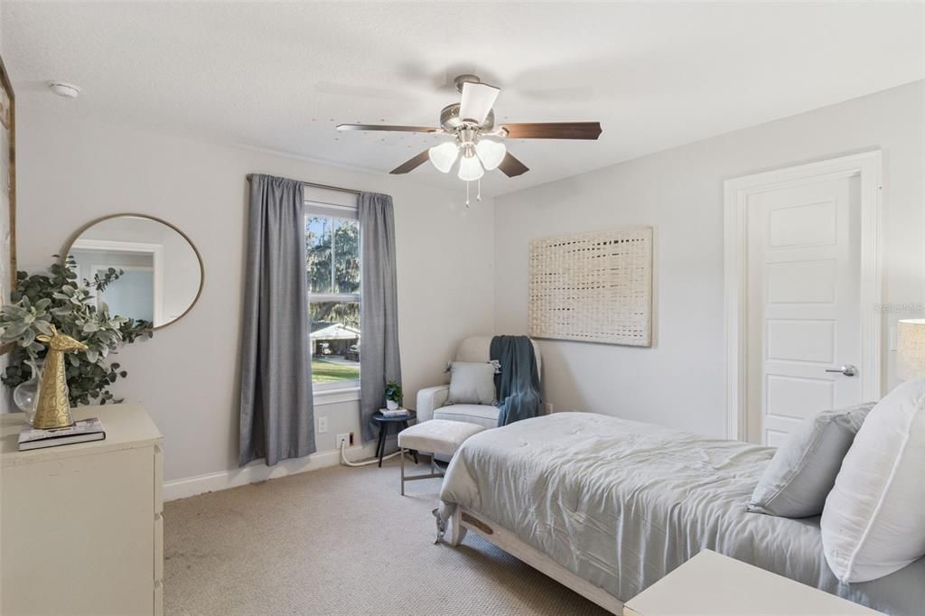 For Sale: $850,000 (4 beds, 3 baths, 2431 Square Feet)