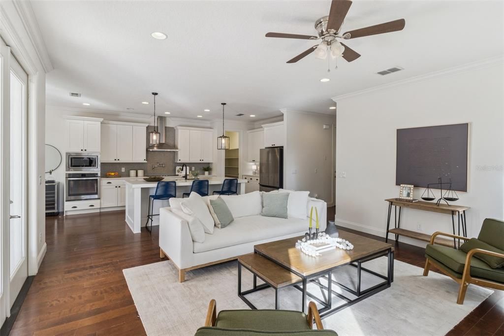 For Sale: $850,000 (4 beds, 3 baths, 2431 Square Feet)