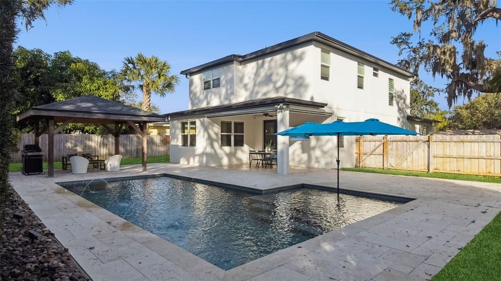 For Sale: $850,000 (4 beds, 3 baths, 2431 Square Feet)