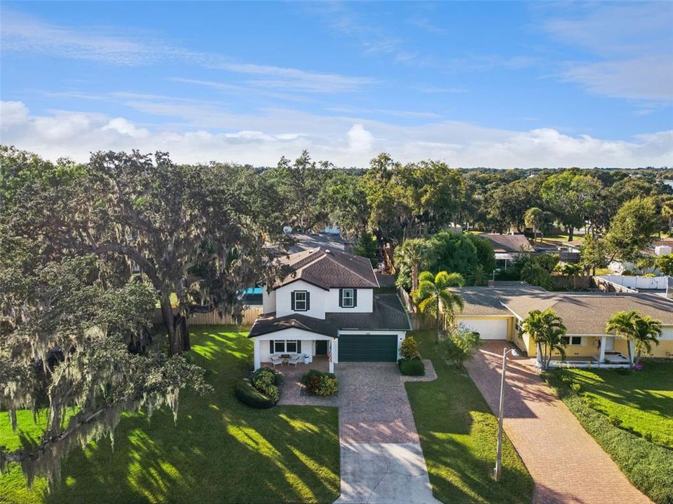 For Sale: $850,000 (4 beds, 3 baths, 2431 Square Feet)