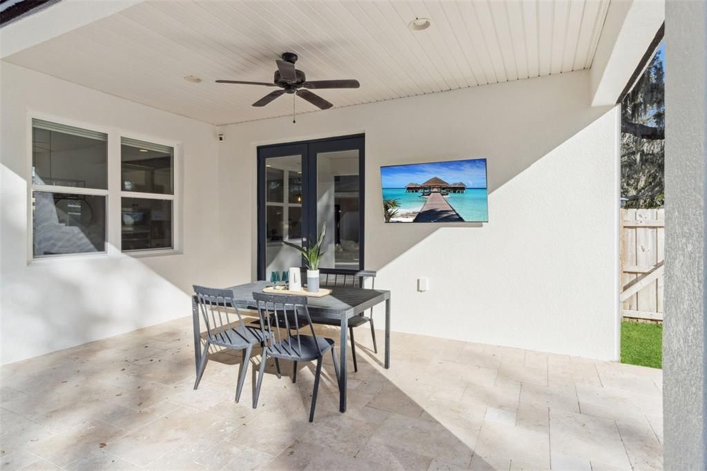 For Sale: $850,000 (4 beds, 3 baths, 2431 Square Feet)