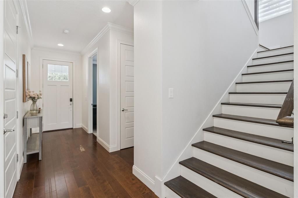 For Sale: $850,000 (4 beds, 3 baths, 2431 Square Feet)