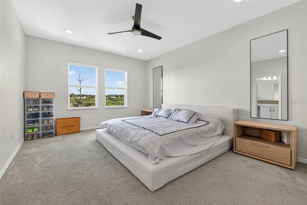 На продажу: $409,000 (3 спален, 2 ванн, 1816 Квадратных фут)