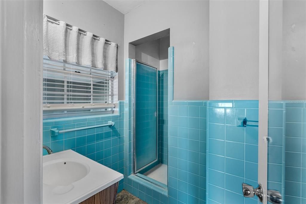 For Sale: $464,900 (3 beds, 2 baths, 1721 Square Feet)