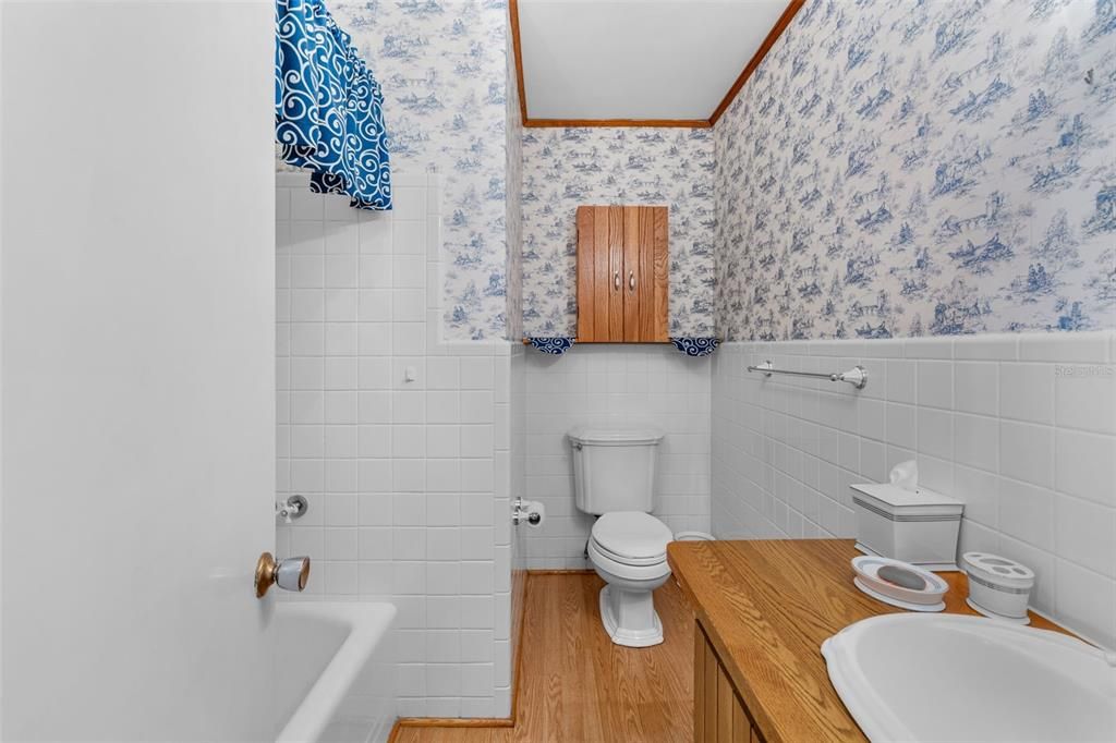 For Sale: $464,900 (3 beds, 2 baths, 1721 Square Feet)