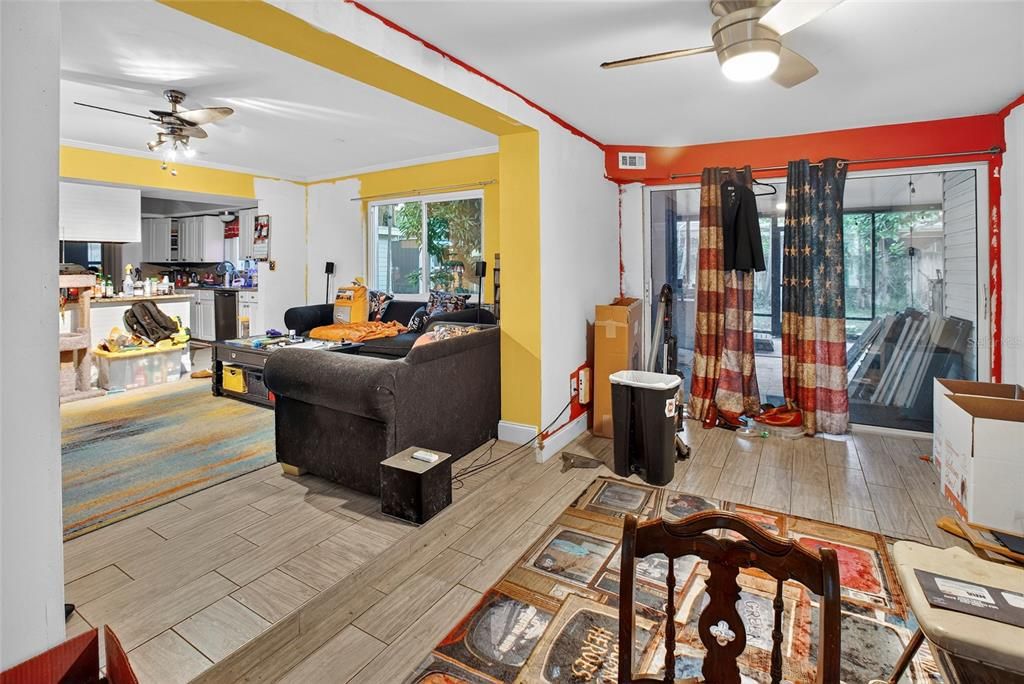 En Venta: $359,000 (2 camas, 2 baños, 1543 Pies cuadrados)