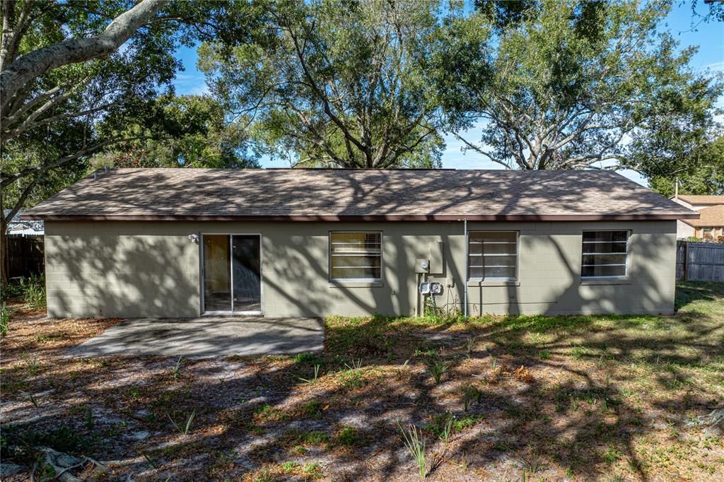 For Sale: $149,000 (3 beds, 2 baths, 868 Square Feet)