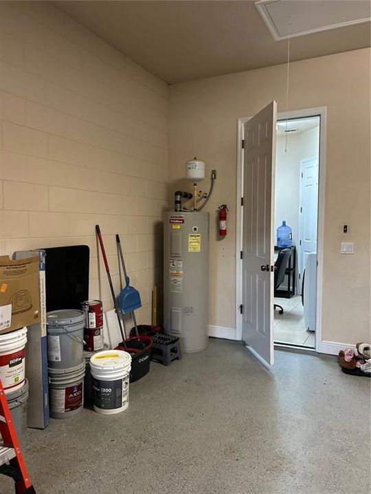 На продажу: $360,000 (2 спален, 2 ванн, 1556 Квадратных фут)