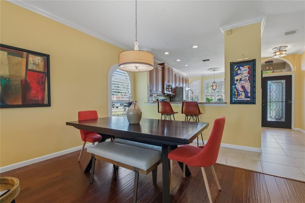 For Sale: $554,000 (3 beds, 2 baths, 1722 Square Feet)