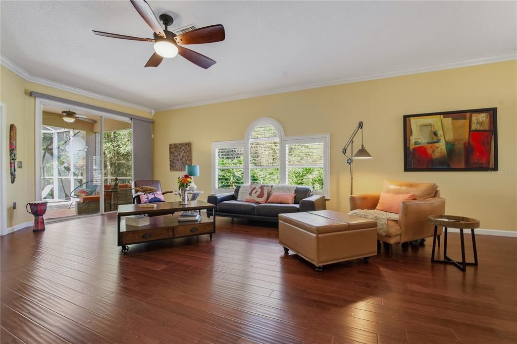 For Sale: $554,000 (3 beds, 2 baths, 1722 Square Feet)