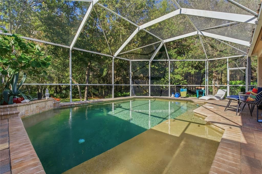 For Sale: $554,000 (3 beds, 2 baths, 1722 Square Feet)