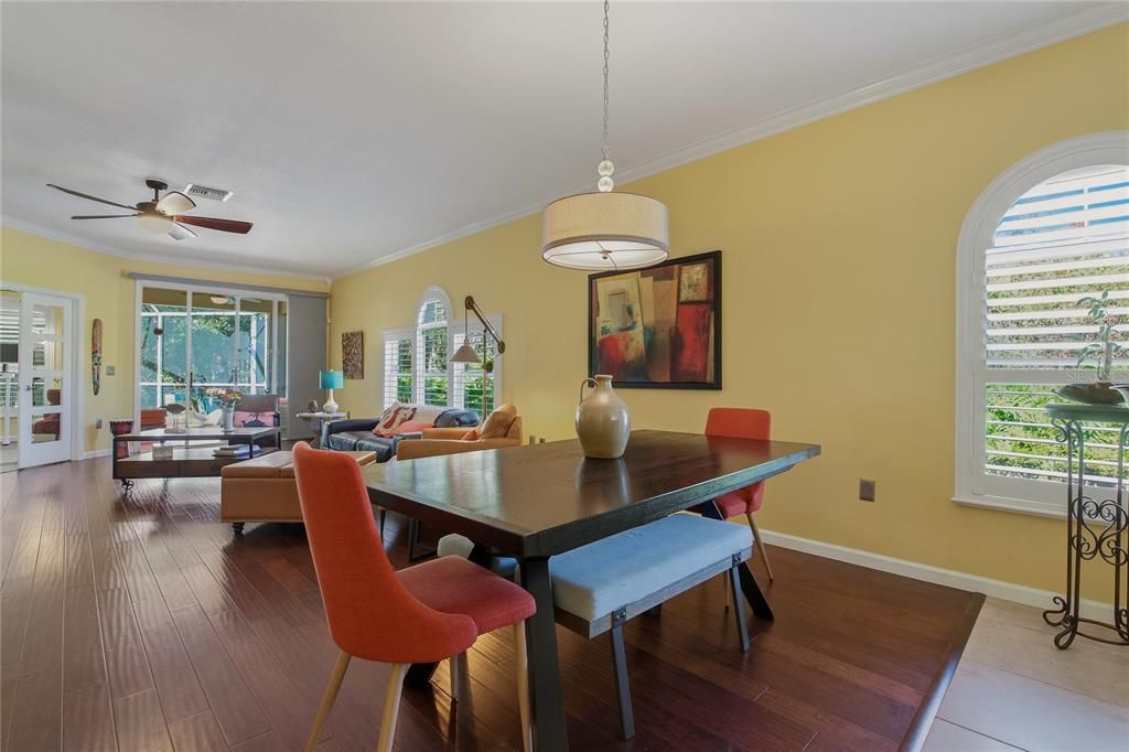 For Sale: $554,000 (3 beds, 2 baths, 1722 Square Feet)