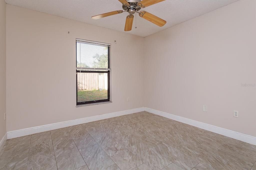 En Venta: $275,000 (3 camas, 2 baños, 1798 Pies cuadrados)