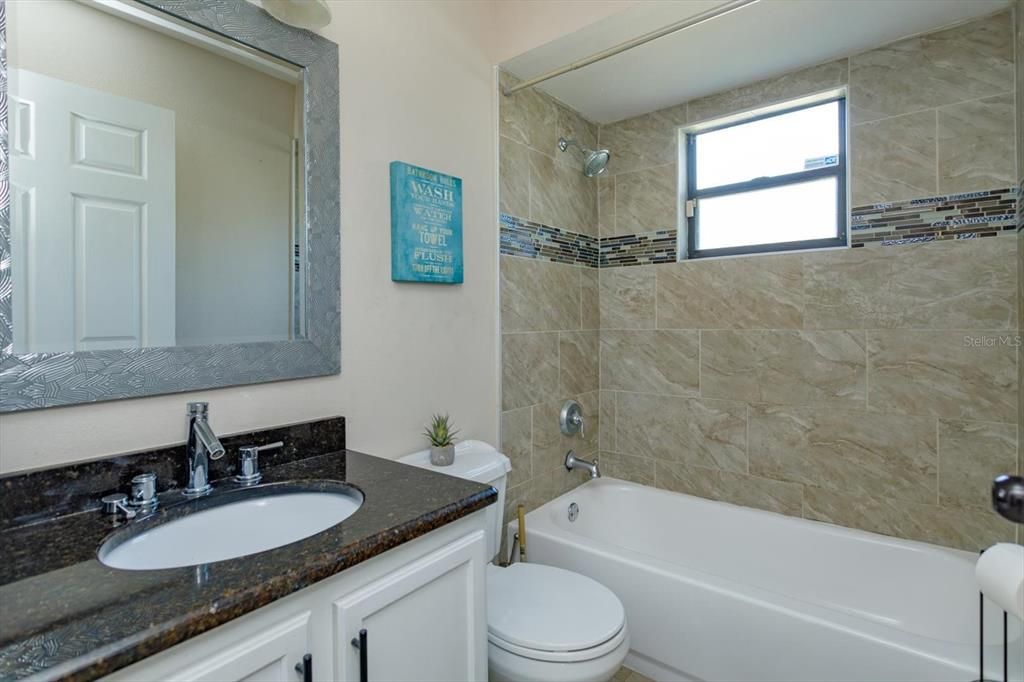 En Venta: $275,000 (3 camas, 2 baños, 1798 Pies cuadrados)