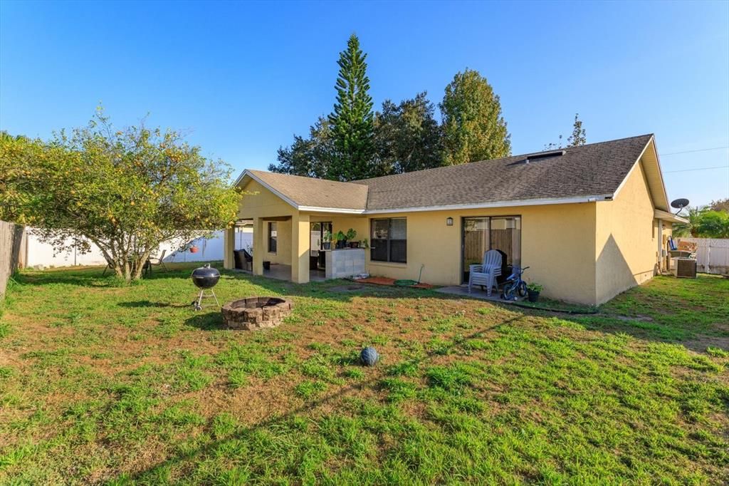 En Venta: $275,000 (3 camas, 2 baños, 1798 Pies cuadrados)