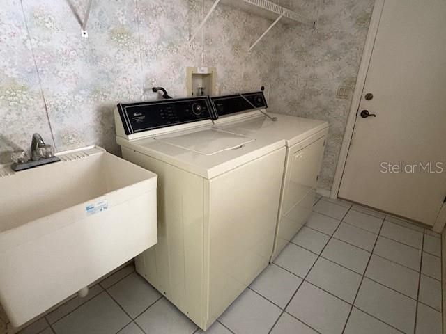 待售: $416,000 (2 贝兹, 2 浴室, 1634 平方英尺)