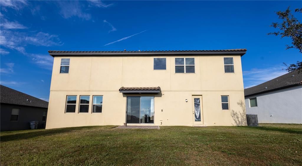 For Sale: $899,000 (5 beds, 4 baths, 4850 Square Feet)