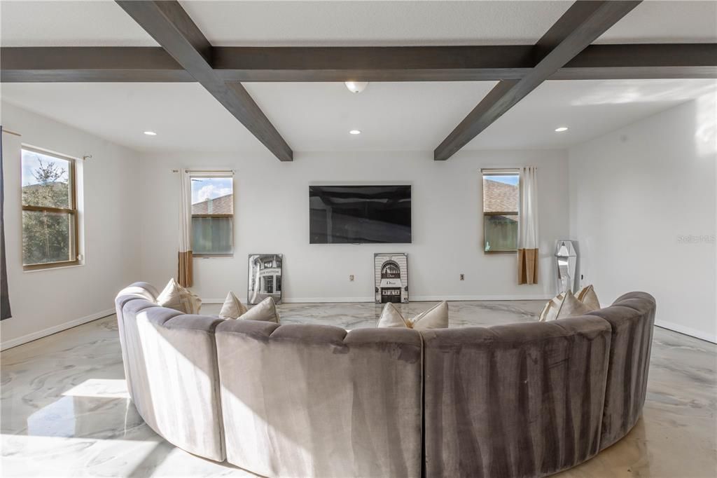 For Sale: $899,000 (5 beds, 4 baths, 4850 Square Feet)