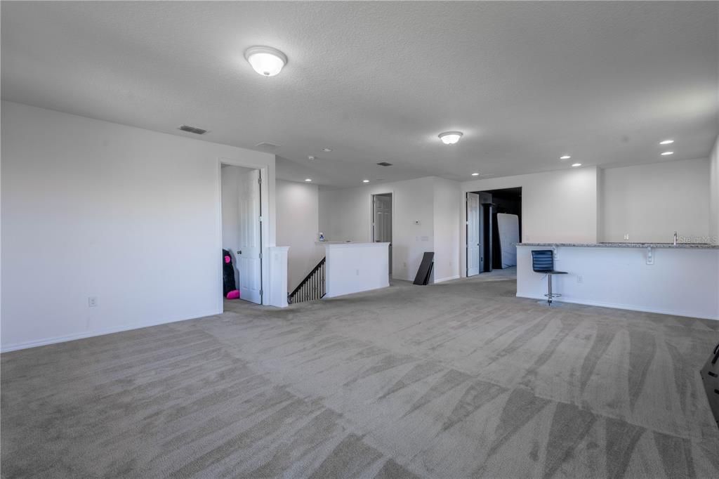 For Sale: $899,000 (5 beds, 4 baths, 4850 Square Feet)