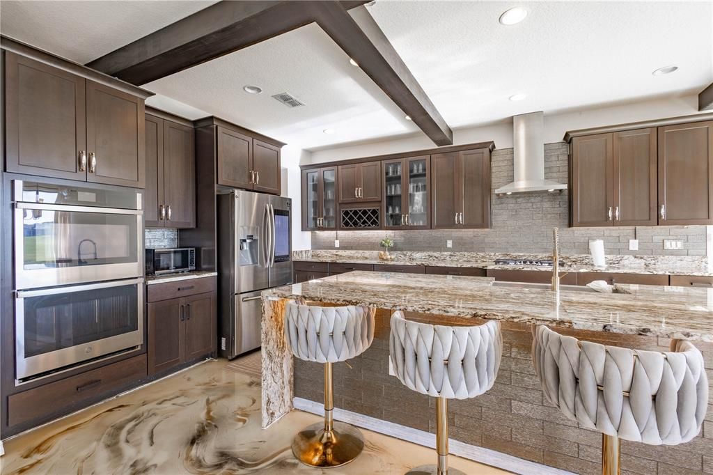 For Sale: $899,000 (5 beds, 4 baths, 4850 Square Feet)