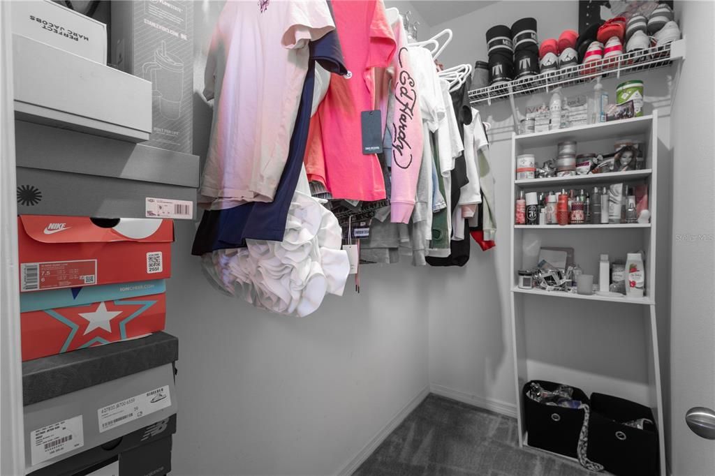 For Sale: $899,000 (5 beds, 4 baths, 4850 Square Feet)