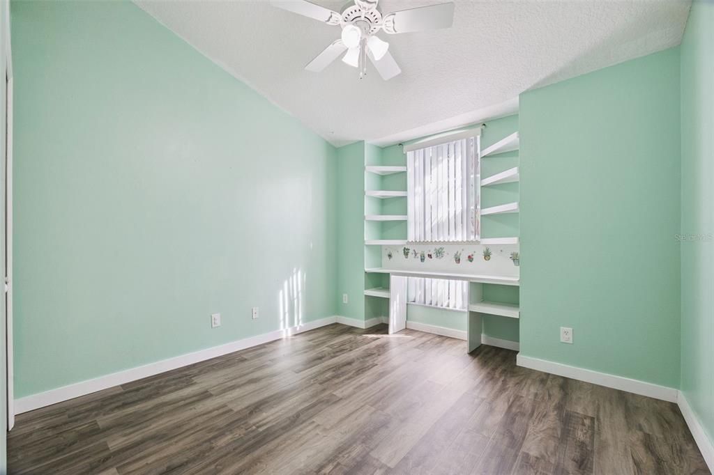 На продажу: $445,000 (3 спален, 2 ванн, 1680 Квадратных фут)