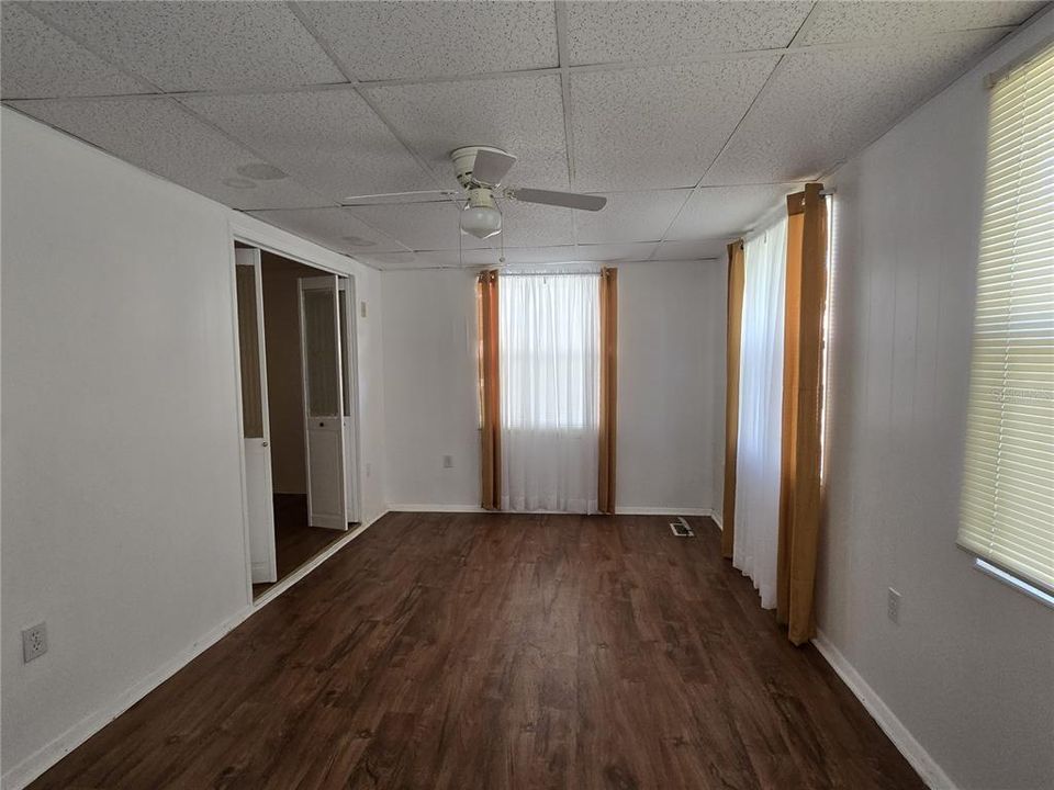 For Sale: $115,000 (2 beds, 2 baths, 1656 Square Feet)